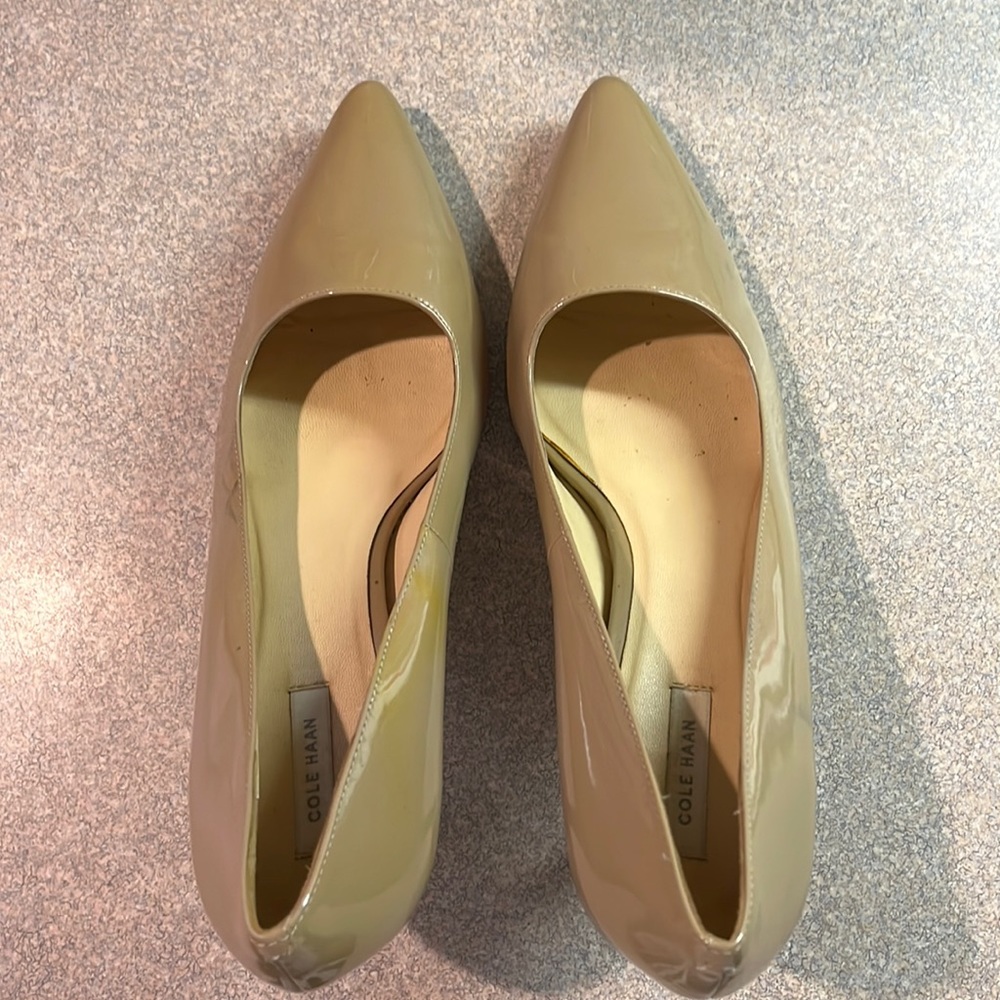 Cole Hana nude heels